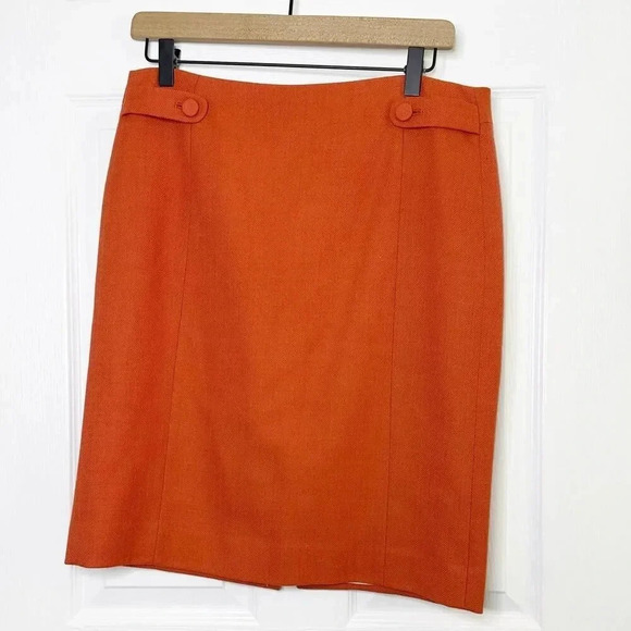 J. CREW‎ 100% Wool Size 6 Burnt Orange Pencil Skirt Fabric Button Tabs - Picture 1 of 3